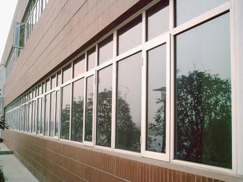 大量出售山东畅销的铝合金门窗 天津铝合金门窗